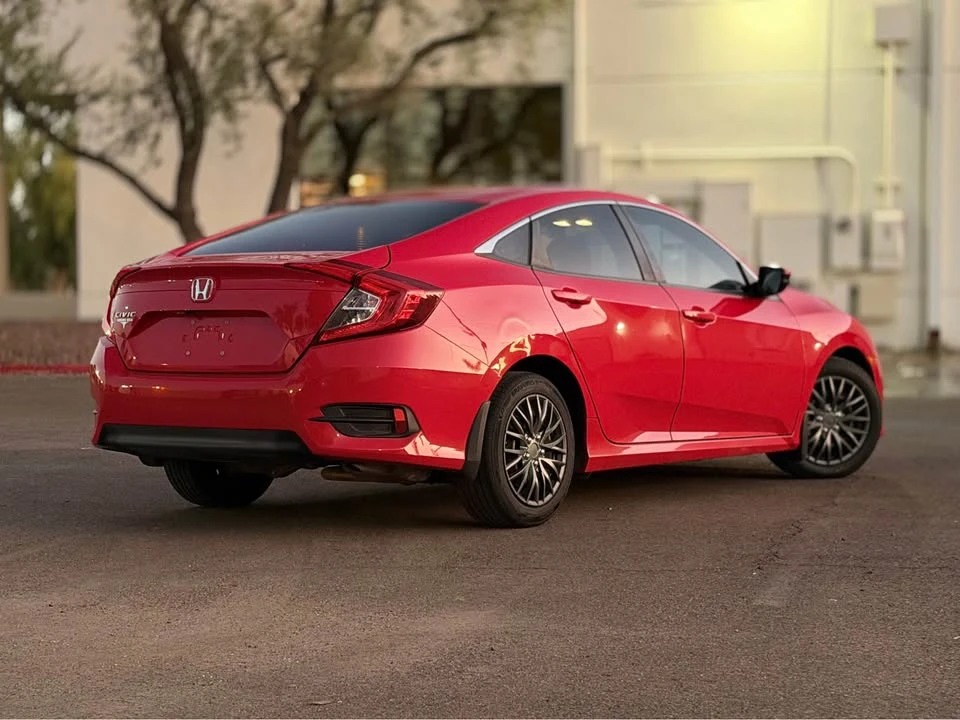 2016 Honda Civic 10th Gen - Image 2 of 8