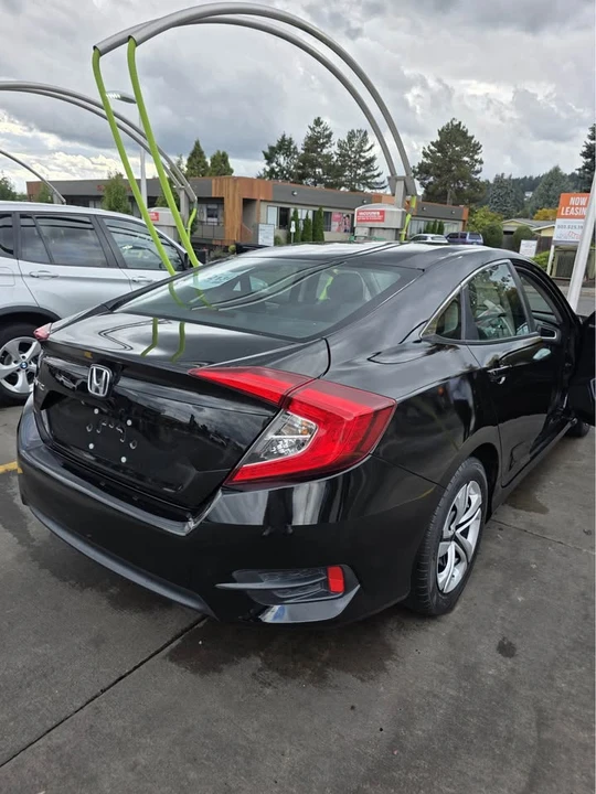 2016 Honda Civic 10th Gen - Image 4 of 5