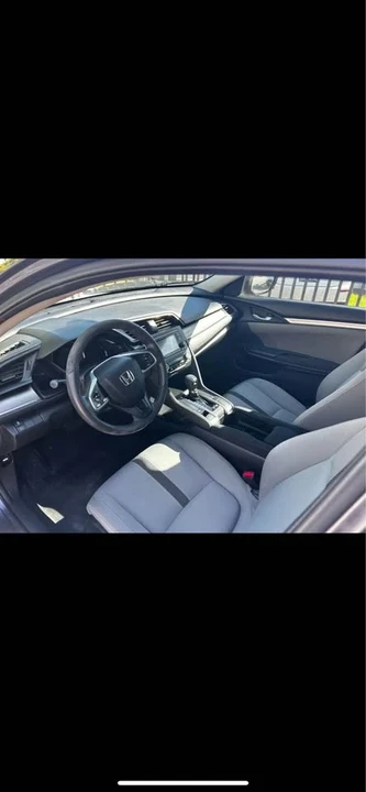 2016 Honda Civic 10th Gen - Image 2 of 4