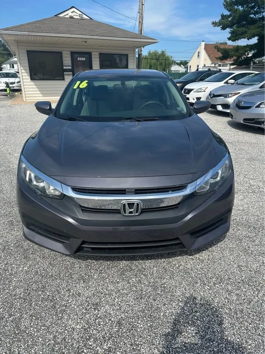 2016 Honda Civic 10th Gen - Image 2 of 16