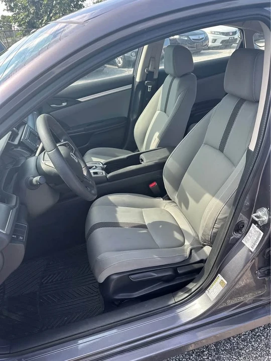 2016 Honda Civic 10th Gen - Image 10 of 16