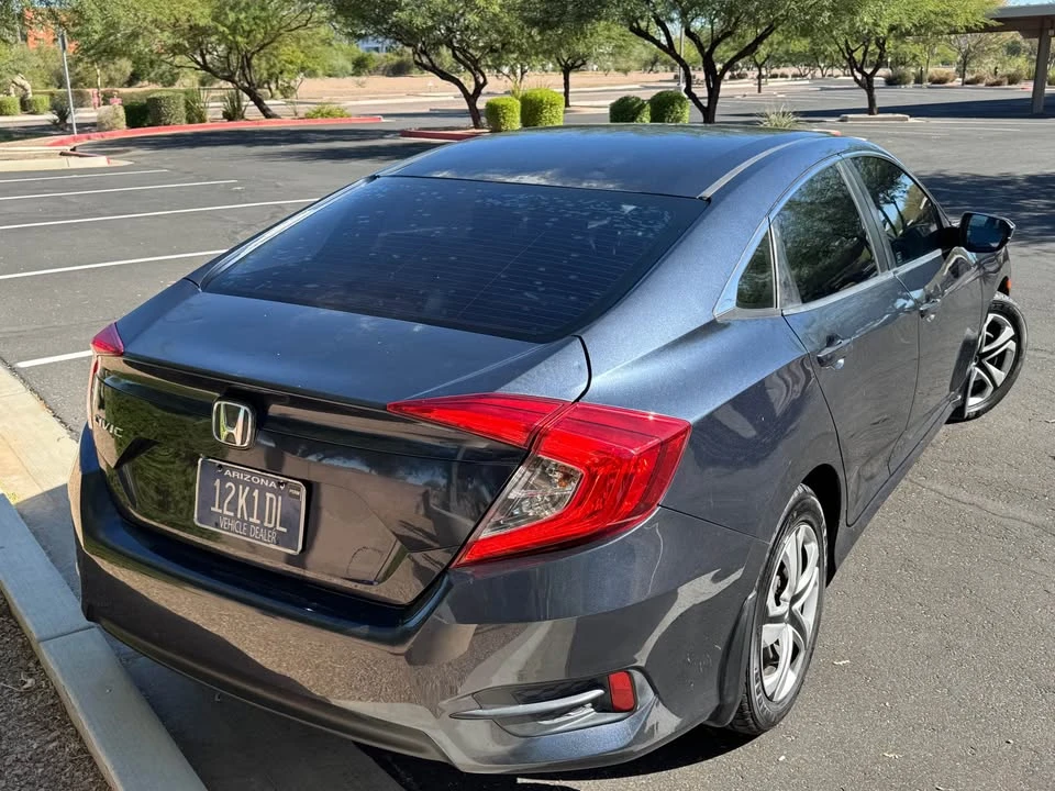 2016 Honda Civic 10th Gen - Image 6 of 18