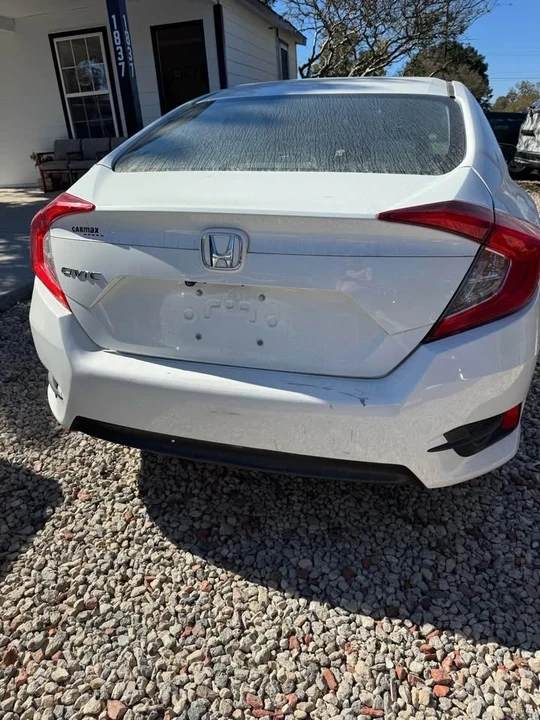 2016 Honda Civic 10th Gen - Image 7 of 8