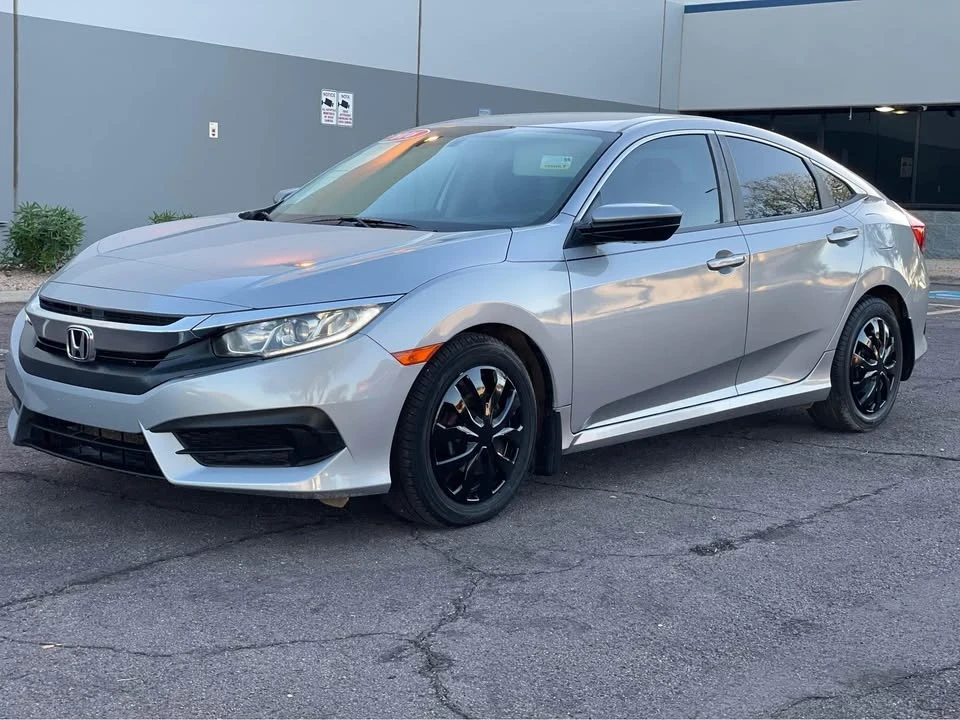 2016 Honda Civic 10th Gen - Image 2 of 7