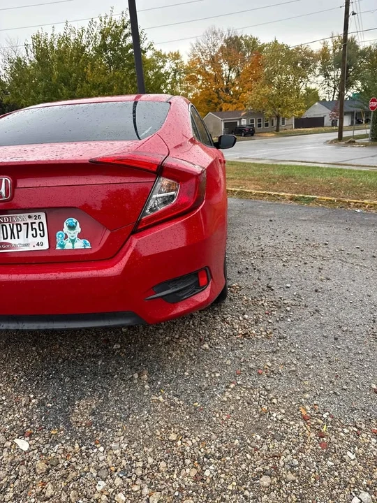 2016 Honda Civic 10th Gen - Image 11 of 12