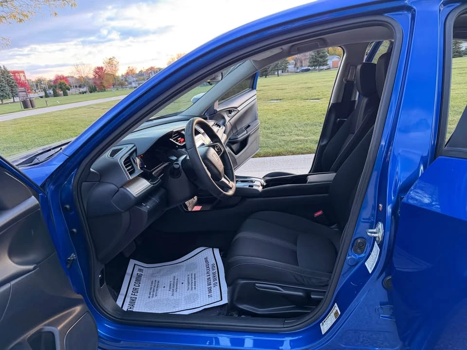 2016 Honda Civic 10th Gen - Image 9 of 19