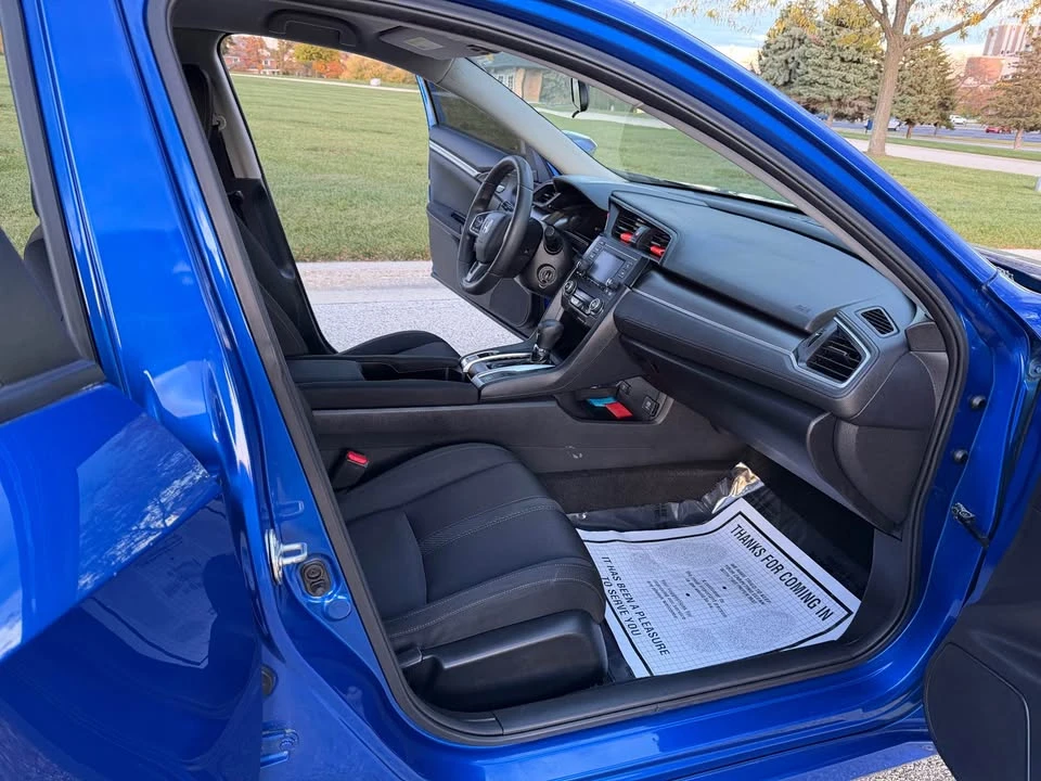 2016 Honda Civic 10th Gen - Image 11 of 19