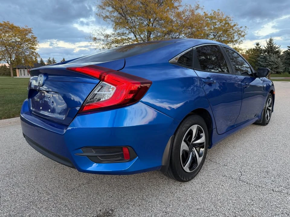 2016 Honda Civic 10th Gen - Image 5 of 19