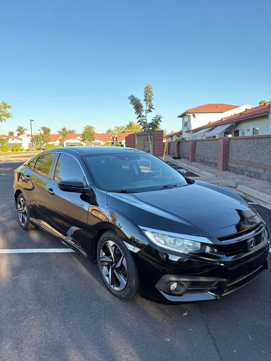 2016 Honda Civic 10th Gen - Image 2 of 15