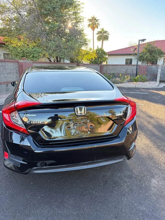 2016 Honda Civic 10th Gen - Image 7 of 15