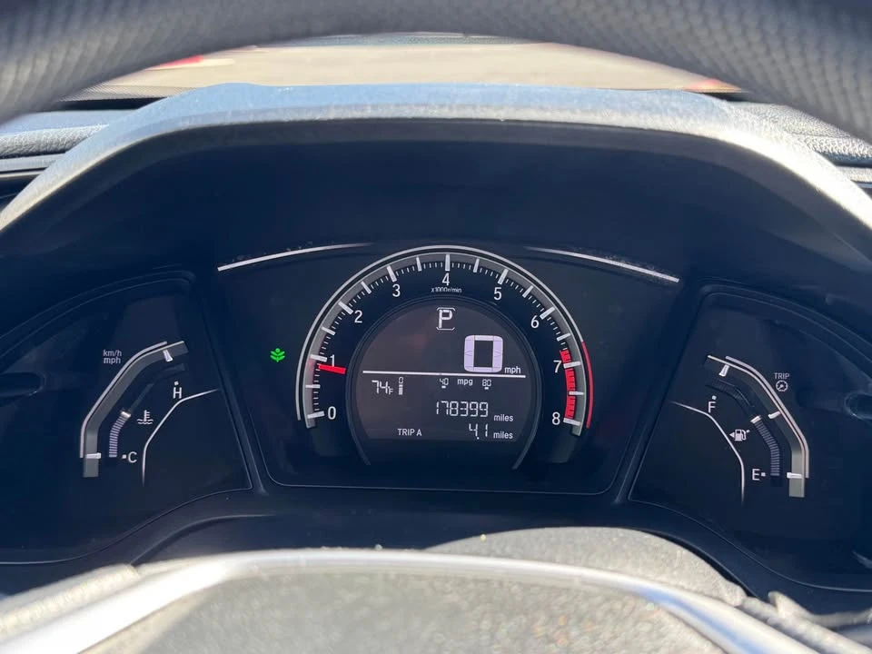 2016 Honda Civic 10th Gen - Image 16 of 18