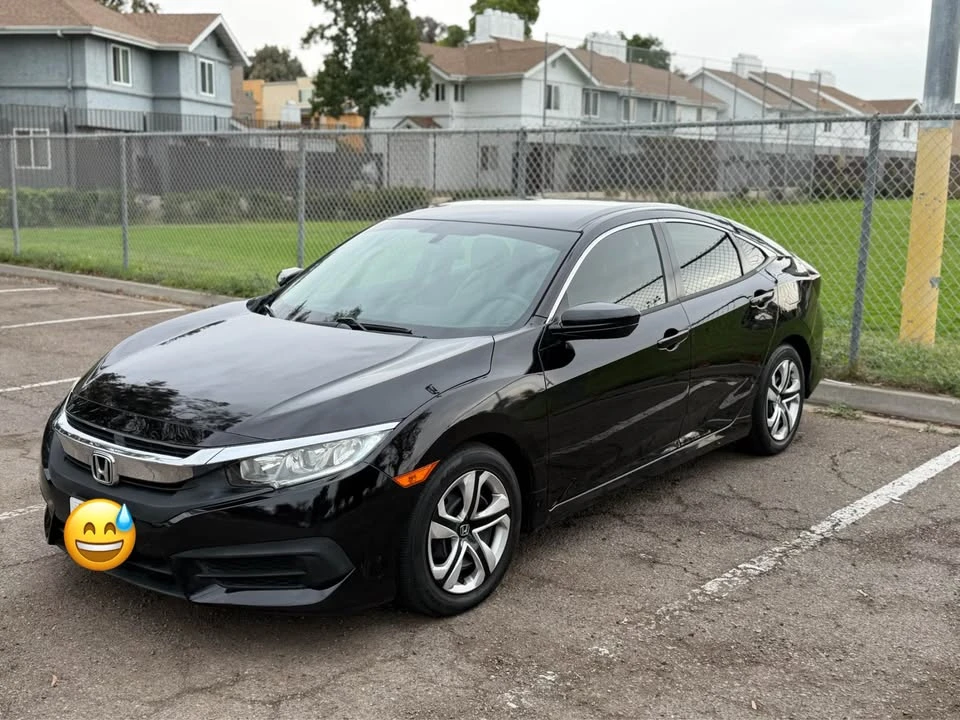 2016 Honda Civic 10th Gen - Image 2 of 10