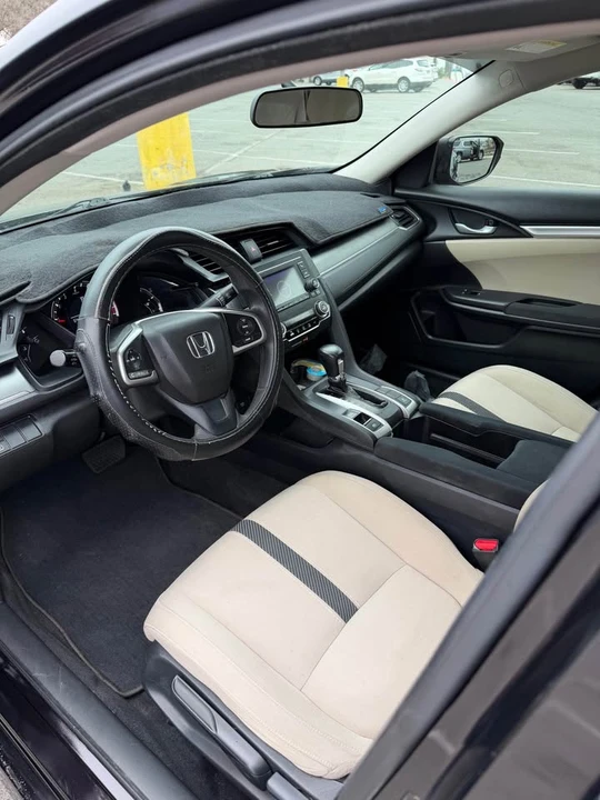 2016 Honda Civic 10th Gen - Image 8 of 10