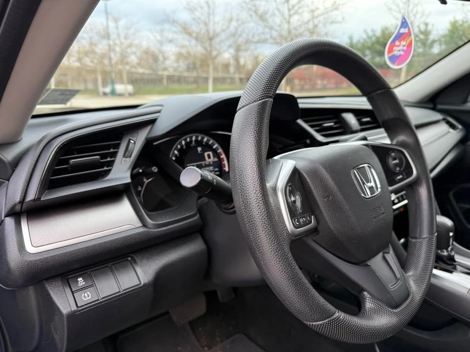 2016 Honda Civic 10th Gen - Image 12 of 16