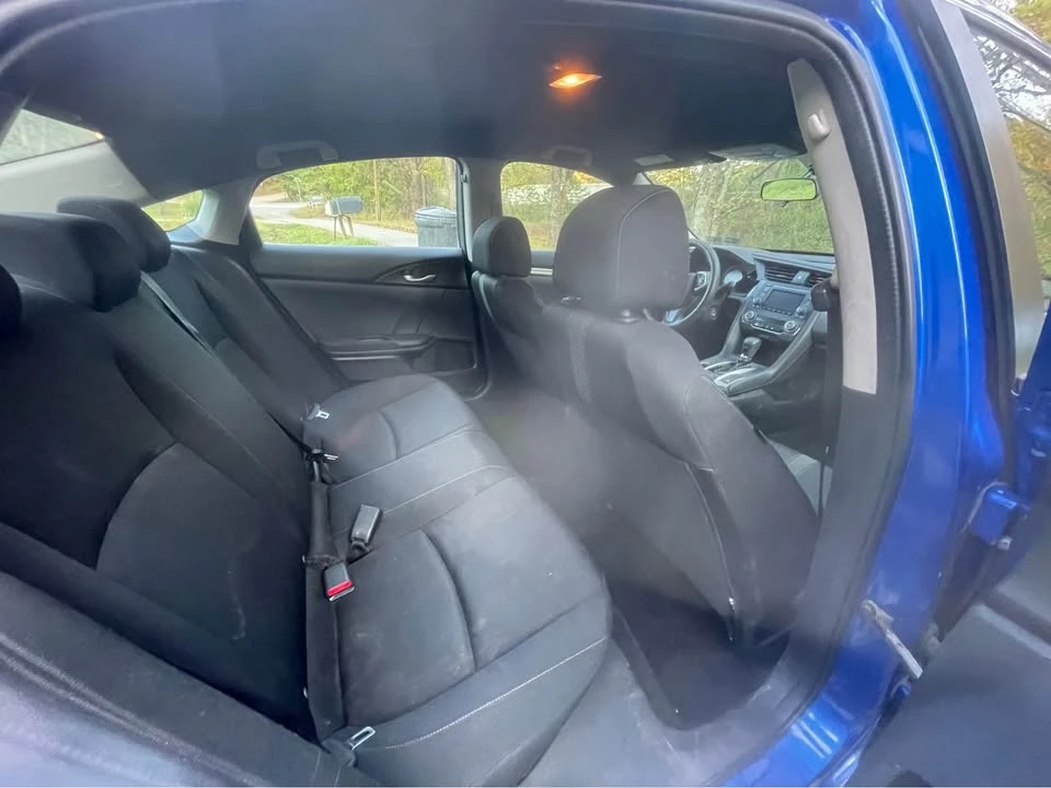 2016 Honda Civic 10th Gen - Image 5 of 9