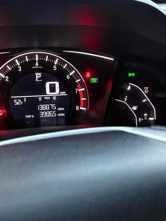 2016 Honda Civic 10th Gen - Image 7 of 11