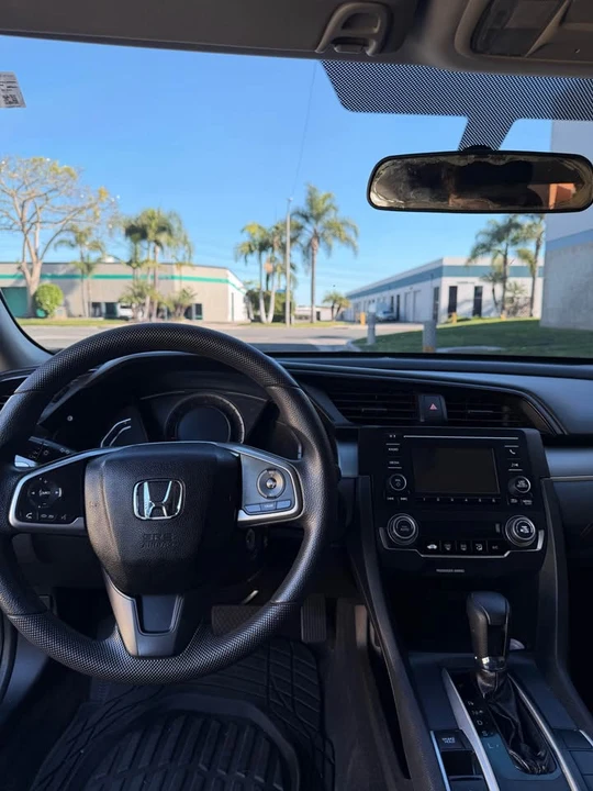 2016 Honda Civic 10th Gen - Image 11 of 13