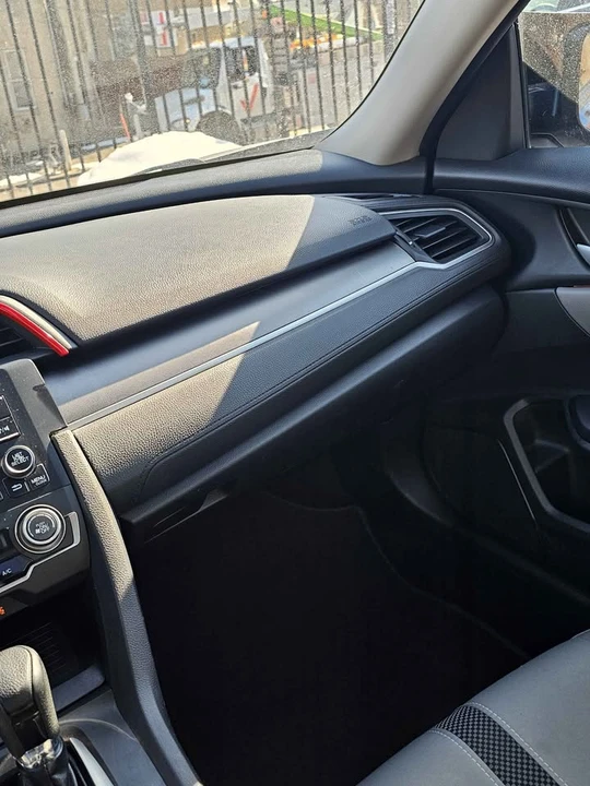2016 Honda Civic 10th Gen - Image 12 of 13