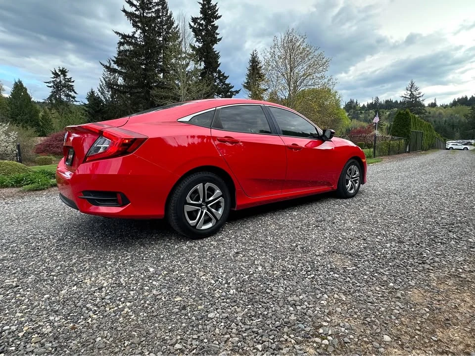 2016 Honda Civic 10th Gen - Image 7 of 20