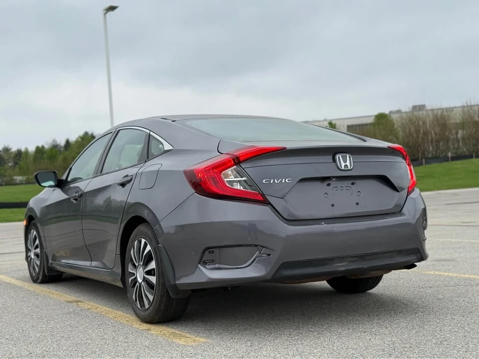 2016 Honda Civic 10th Gen - Image 5 of 13