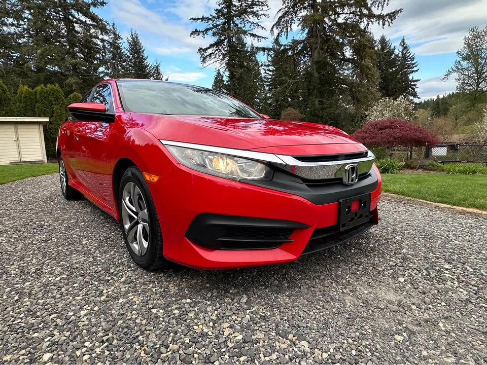 2016 Honda Civic 10th Gen - Image 9 of 20