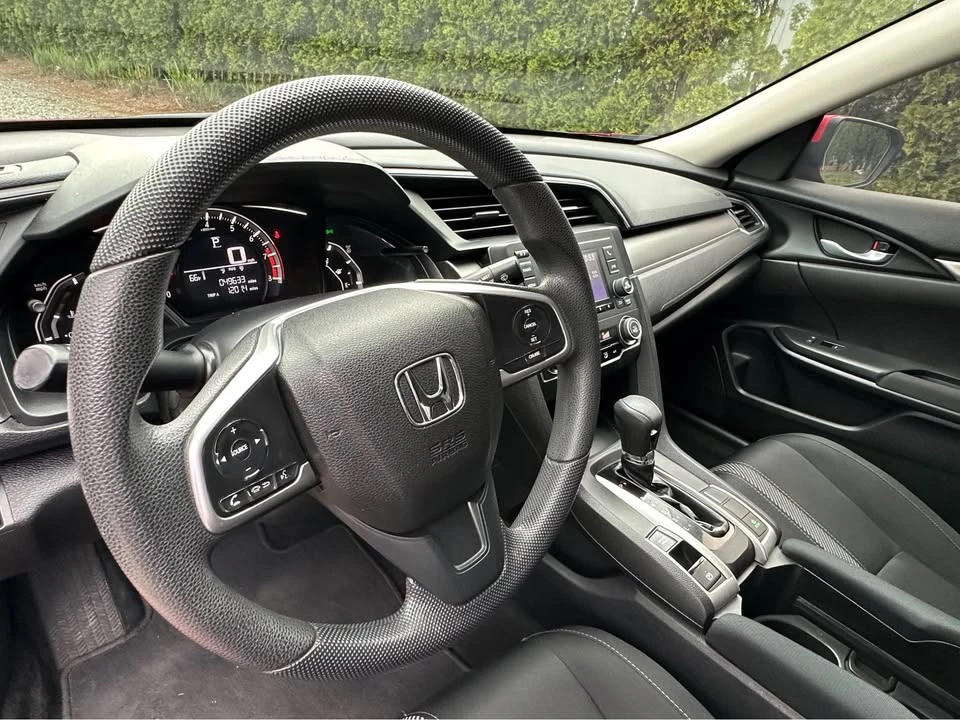 2016 Honda Civic 10th Gen - Image 17 of 20