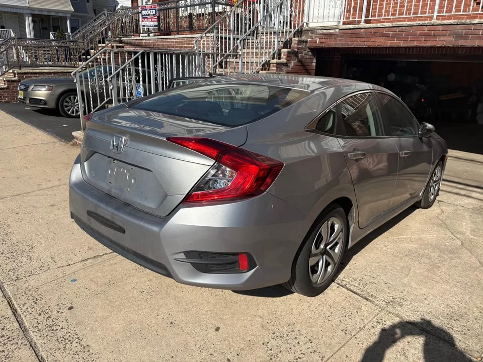2016 Honda Civic 10th Gen - Image 4 of 8