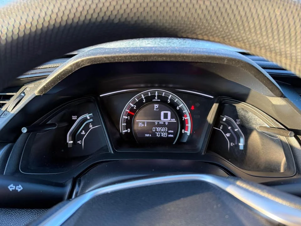 2016 Honda Civic 10th Gen - Image 11 of 16