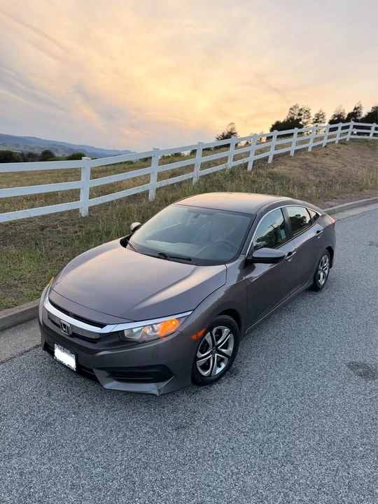 2016 Honda Civic 10th Gen - Image 2 of 15