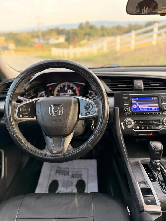 2016 Honda Civic 10th Gen - Image 7 of 15