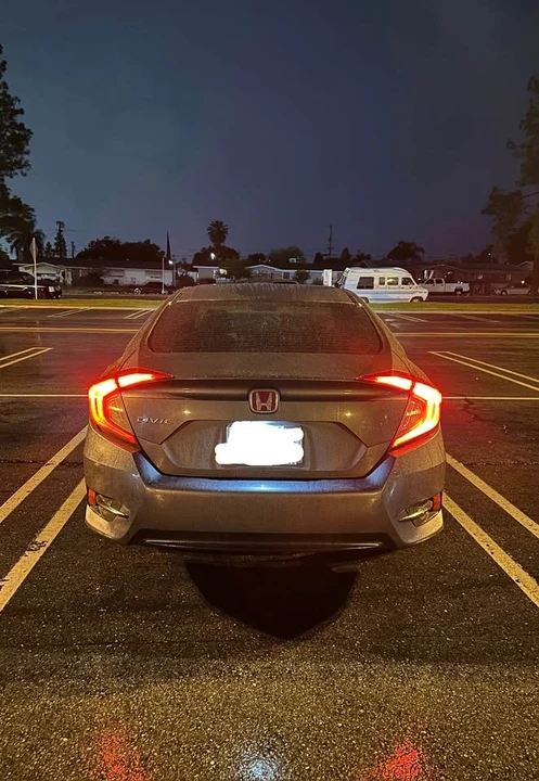 2016 Honda Civic 10th Gen - Image 5 of 5