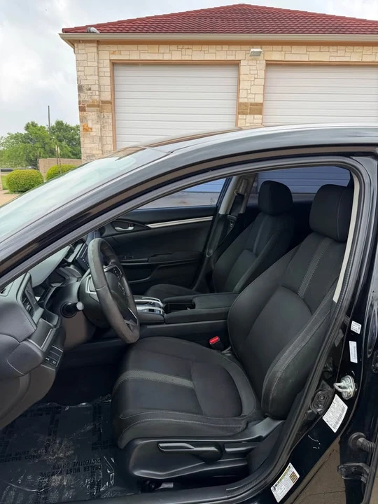 2016 Honda Civic 10th Gen - Image 10 of 18