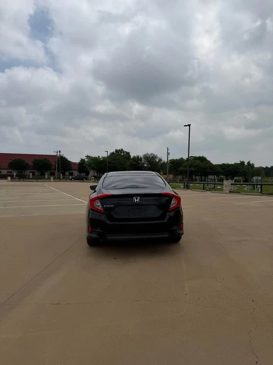 2016 Honda Civic 10th Gen - Image 6 of 18