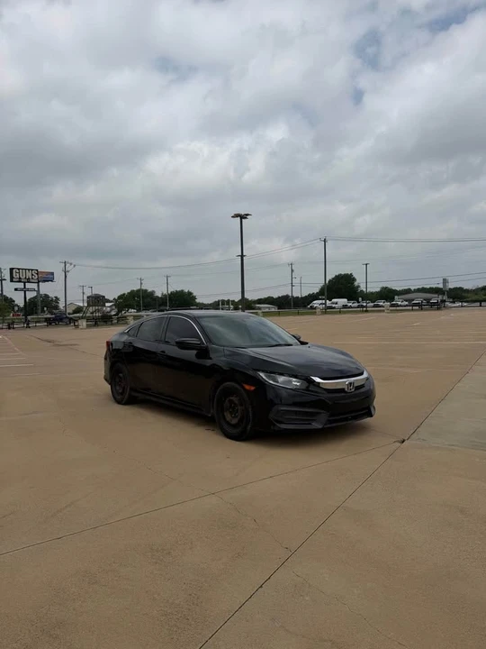 2016 Honda Civic 10th Gen - Image 3 of 18