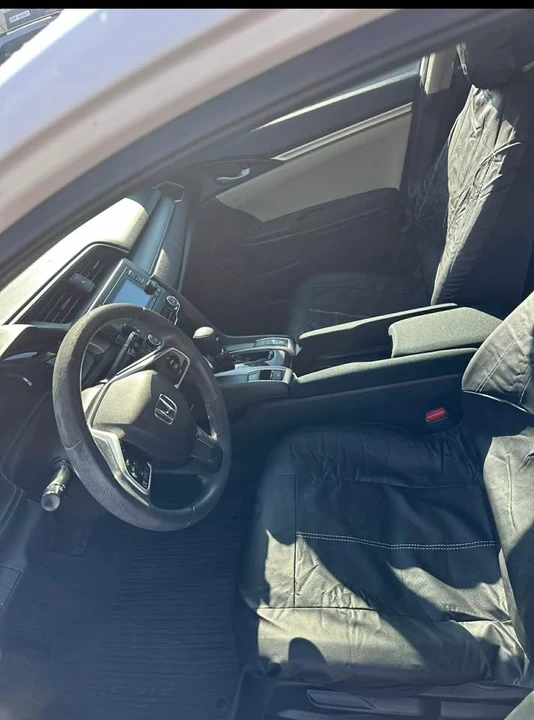 2016 Honda Civic 10th Gen - Image 8 of 11