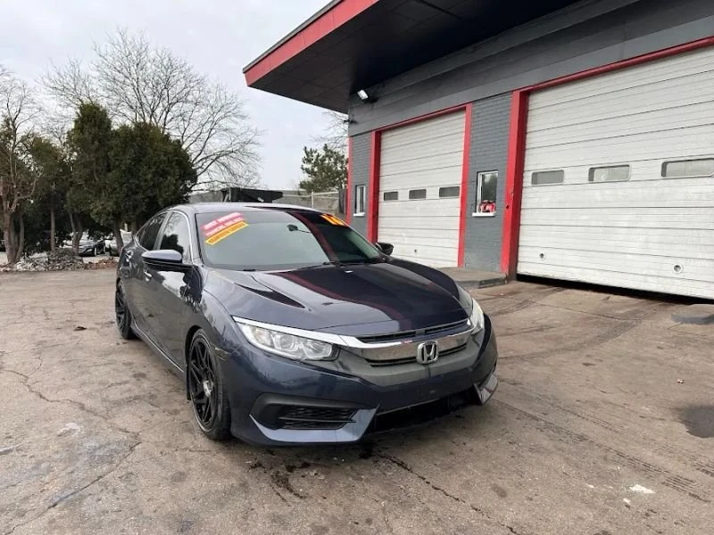 2016 Honda Civic 10th Gen - Image 3 of 18
