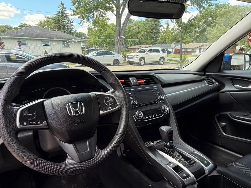 2016 Honda Civic 10th Gen - Image 2 of 9