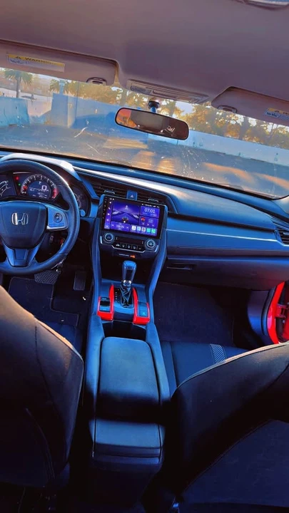 2016 Honda Civic 10th Gen - Image 12 of 13