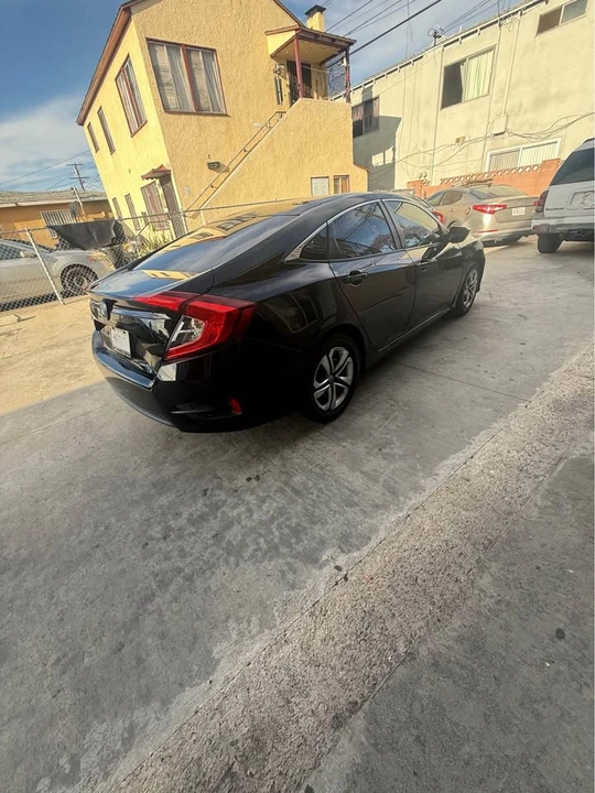 2016 Honda Civic 10th Gen - Image 2 of 3