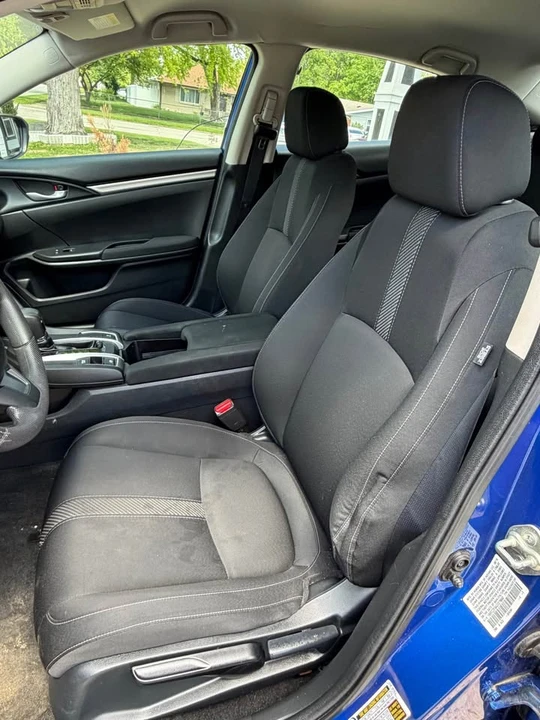 2016 Honda Civic 10th Gen - Image 6 of 9