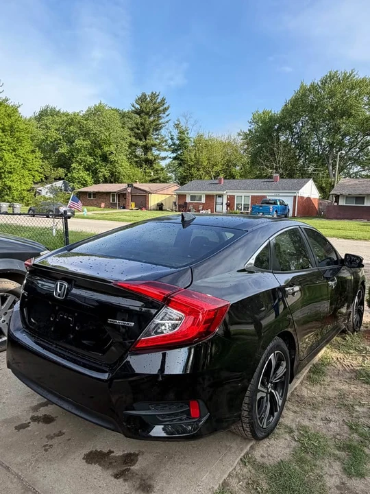 2016 Honda Civic 10th Gen - Image 3 of 9