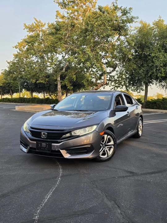2016 Honda Civic 10th Gen - Image 18 of 20
