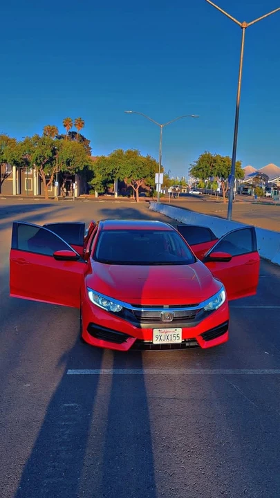 2016 Honda Civic 10th Gen - Image 6 of 13