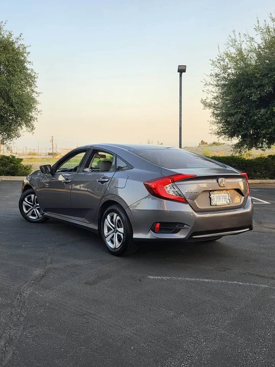 2016 Honda Civic 10th Gen - Image 20 of 20