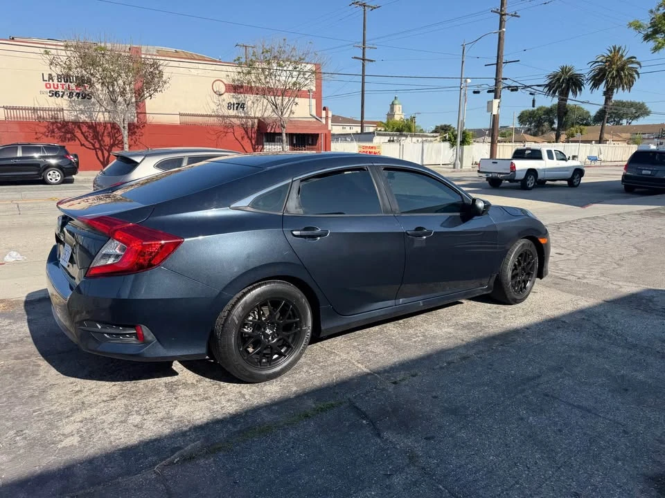 2016 Honda Civic 10th Gen - Image 3 of 19
