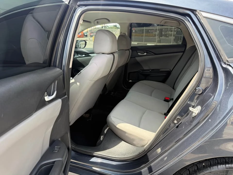 2016 Honda Civic 10th Gen - Image 17 of 19