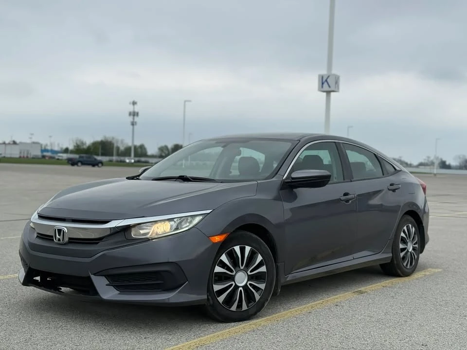 2016 Honda Civic 10th Gen - Image 10 of 13
