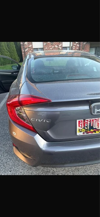 2016 Honda Civic 10th Gen - Image 4 of 5