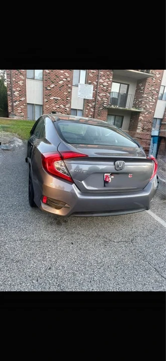 2016 Honda Civic 10th Gen - Image 3 of 5