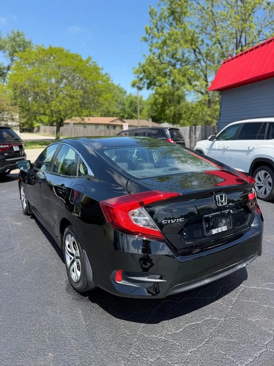 2016 Honda Civic 10th Gen - Image 7 of 20